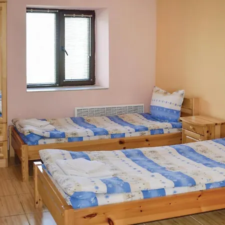 Prázdninový dům Seven-bedroom Holiday In Šabla